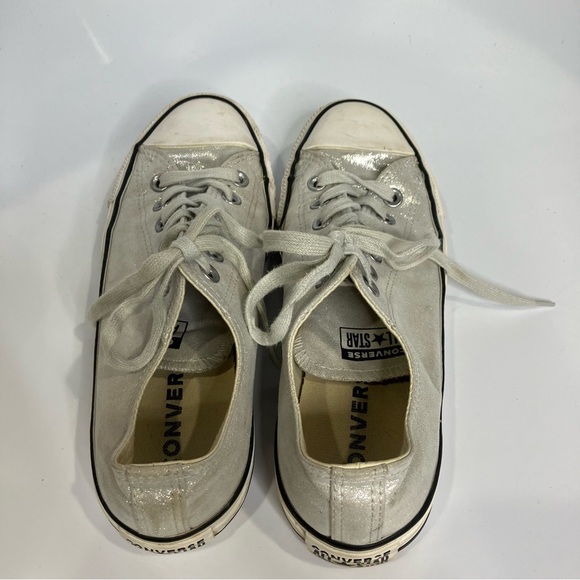 Converse sneakers low top silver size 8.5 women’s - Picture 6 of 8